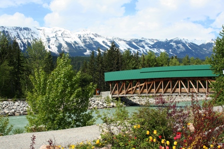 Golden, Pedestrian Bridge