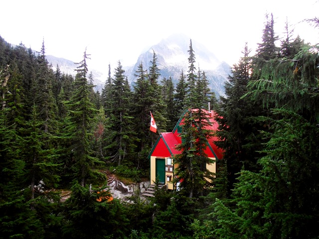 Tantalus Hut, Lake Lovely Water