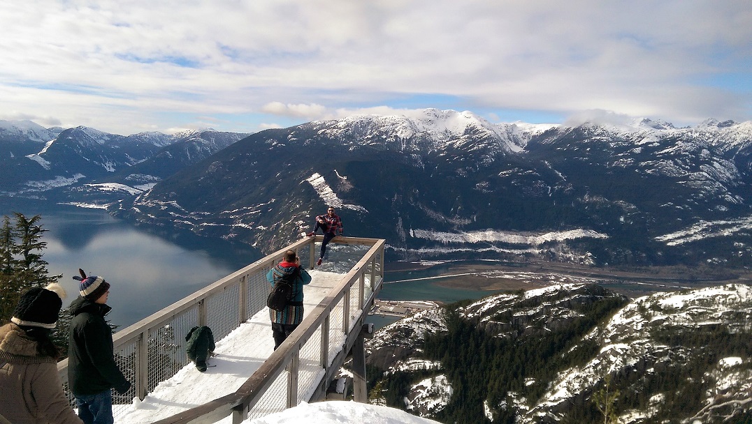 Sea To Sky Gondola, Aussicht auf den Chief und den Howe Sound